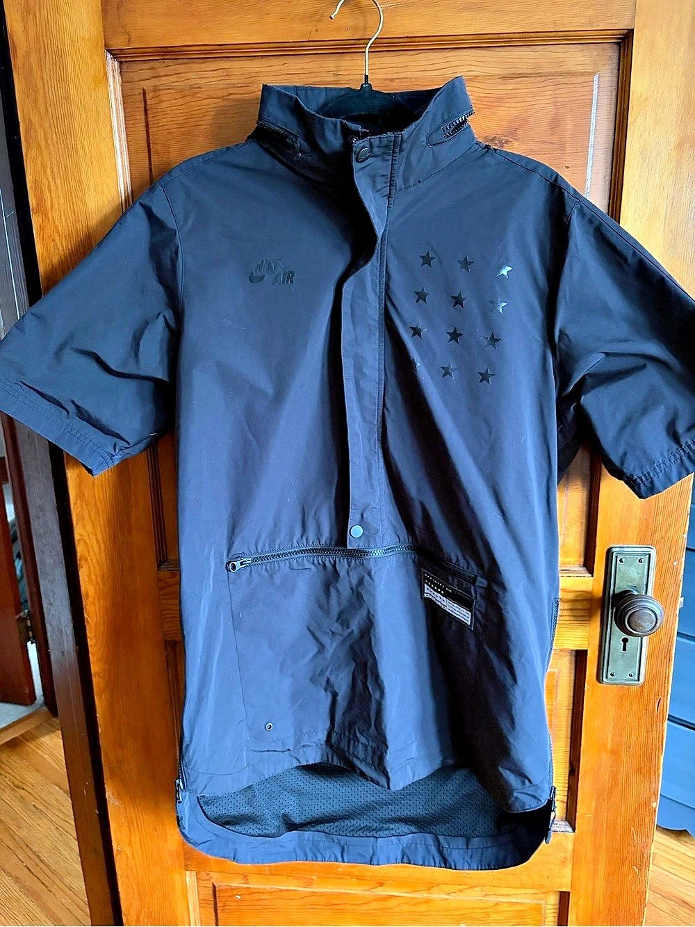 Nike Air Athletics Short Sleeve Windbreaker Men's Black